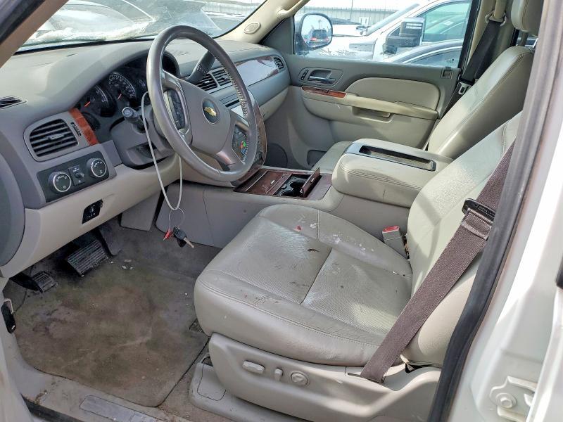 2013 Chevrolet Suburban K1500 ltz