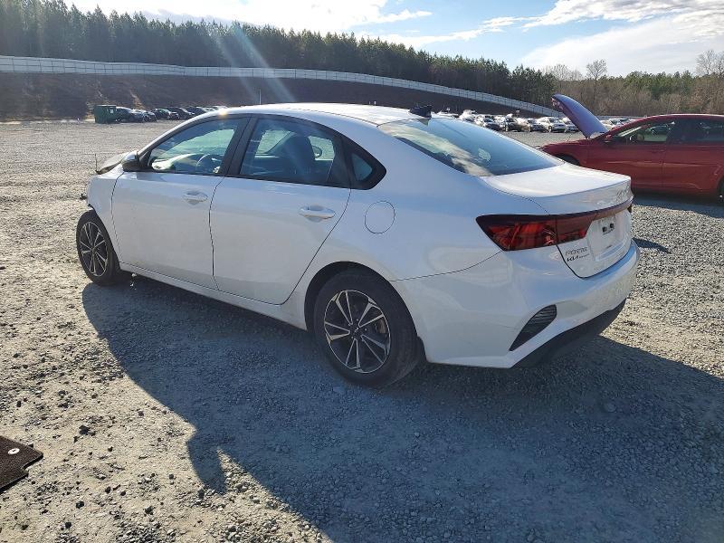 2024 KIA Forte lx