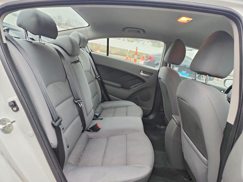 2017 KIA Forte lx