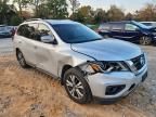 2018 Nissan Pathfinder s