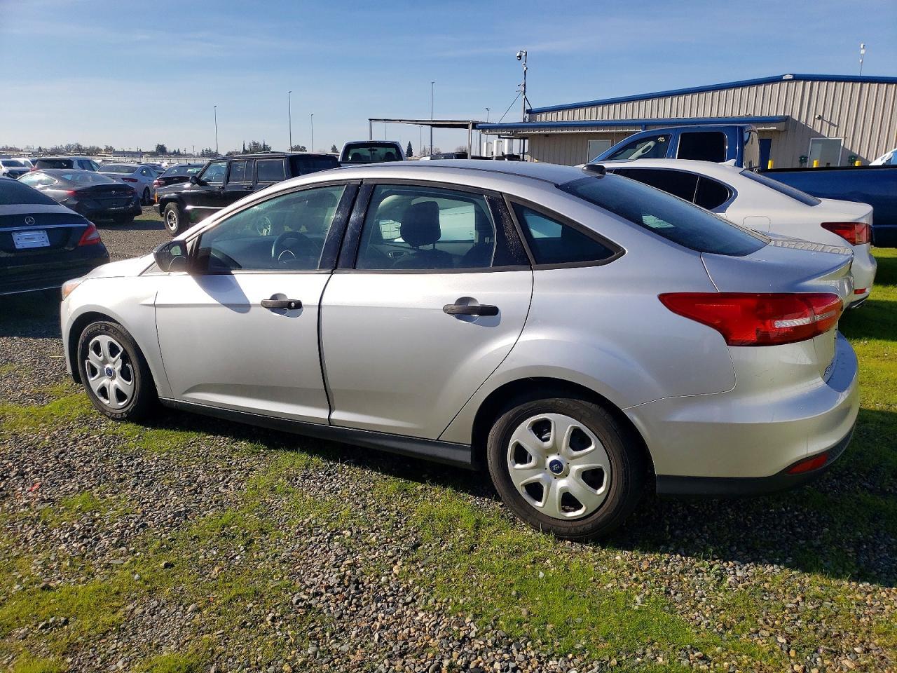 2017 Ford Focus s