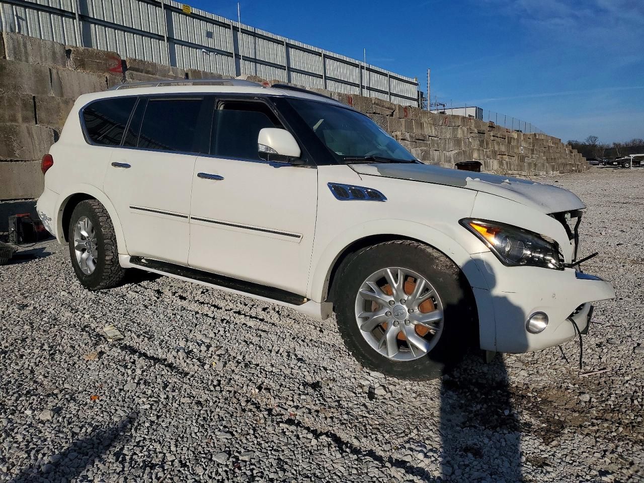 2012 Infiniti Qx56
