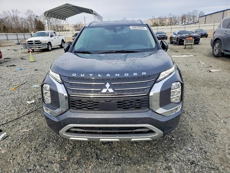 2024 Mitsubishi Outlander sel