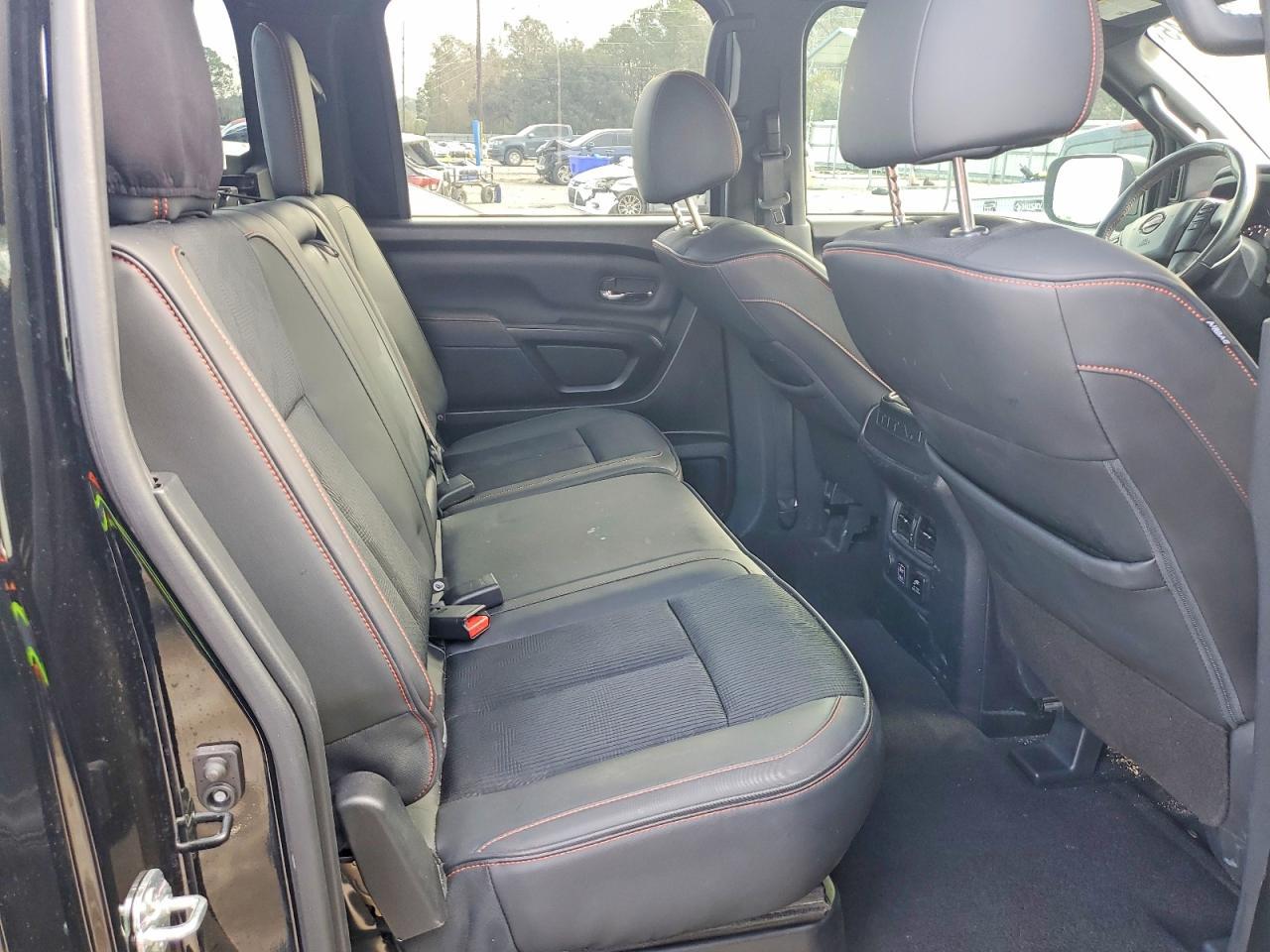 2024 Nissan Titan Pro-4x