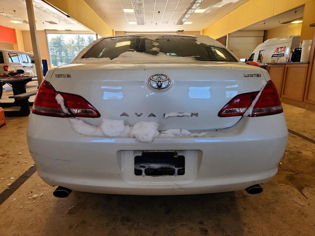 2006 Toyota Avalon xl