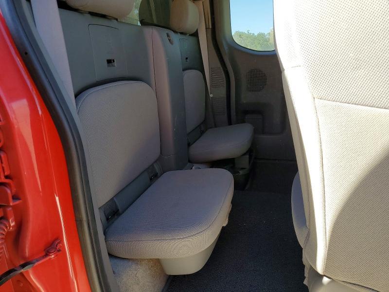 2017 Nissan Frontier s
