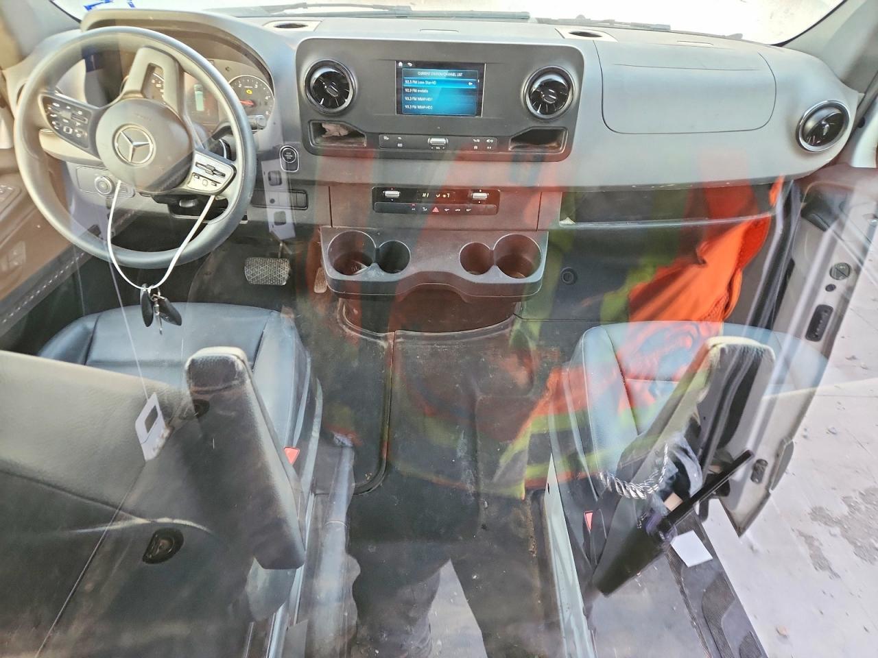 2024 Mercedes-Benz Sprinter 2500