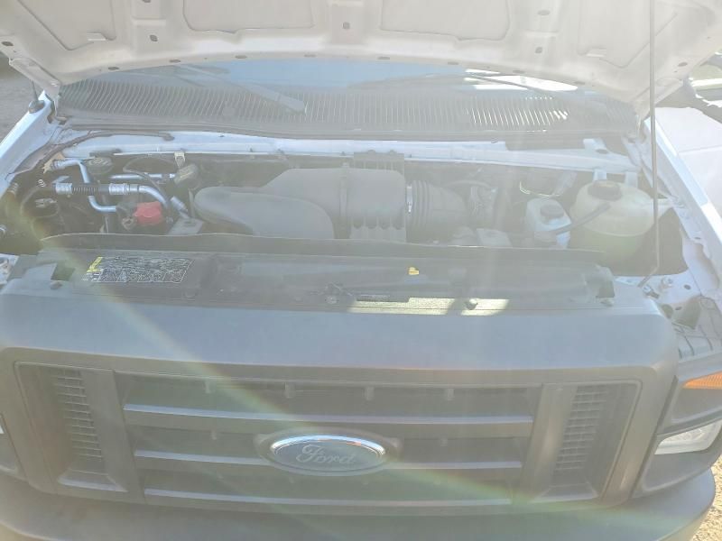 2012 Ford Econoline E150 van