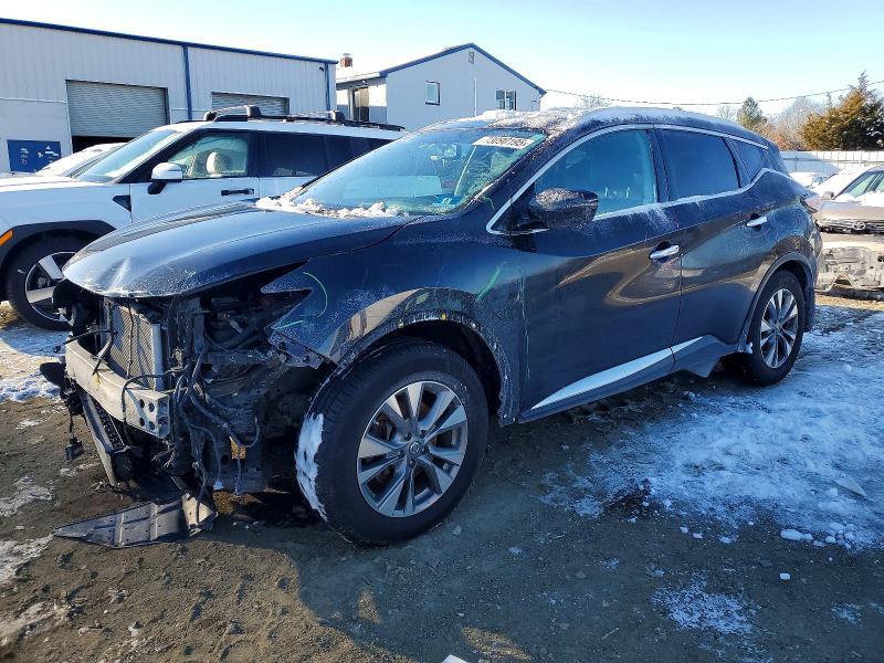 2016 Nissan Murano s