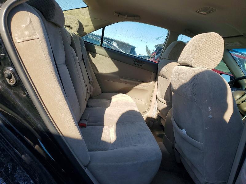 2002 Toyota Camry le