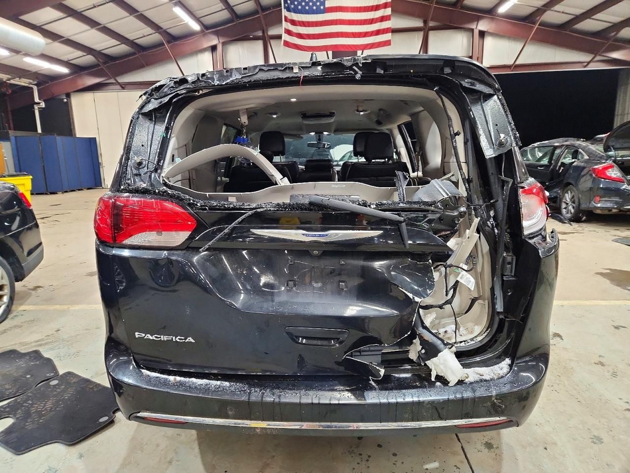 2018 Chrysler Pacifica Touring l