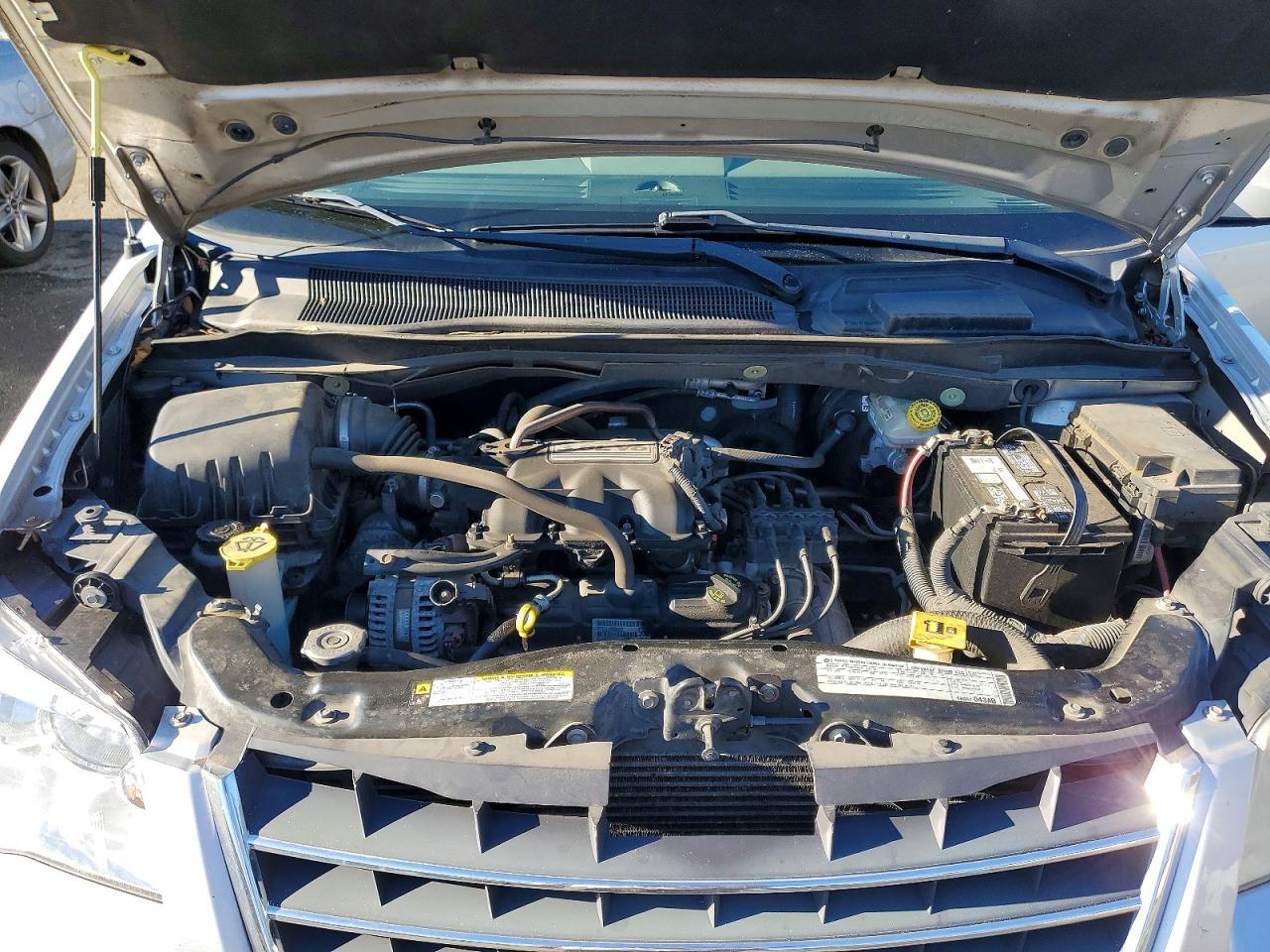 2010 Chrysler Town & Country Touring