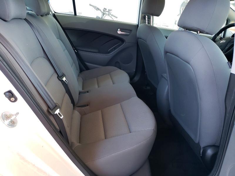 2017 KIA Forte lx