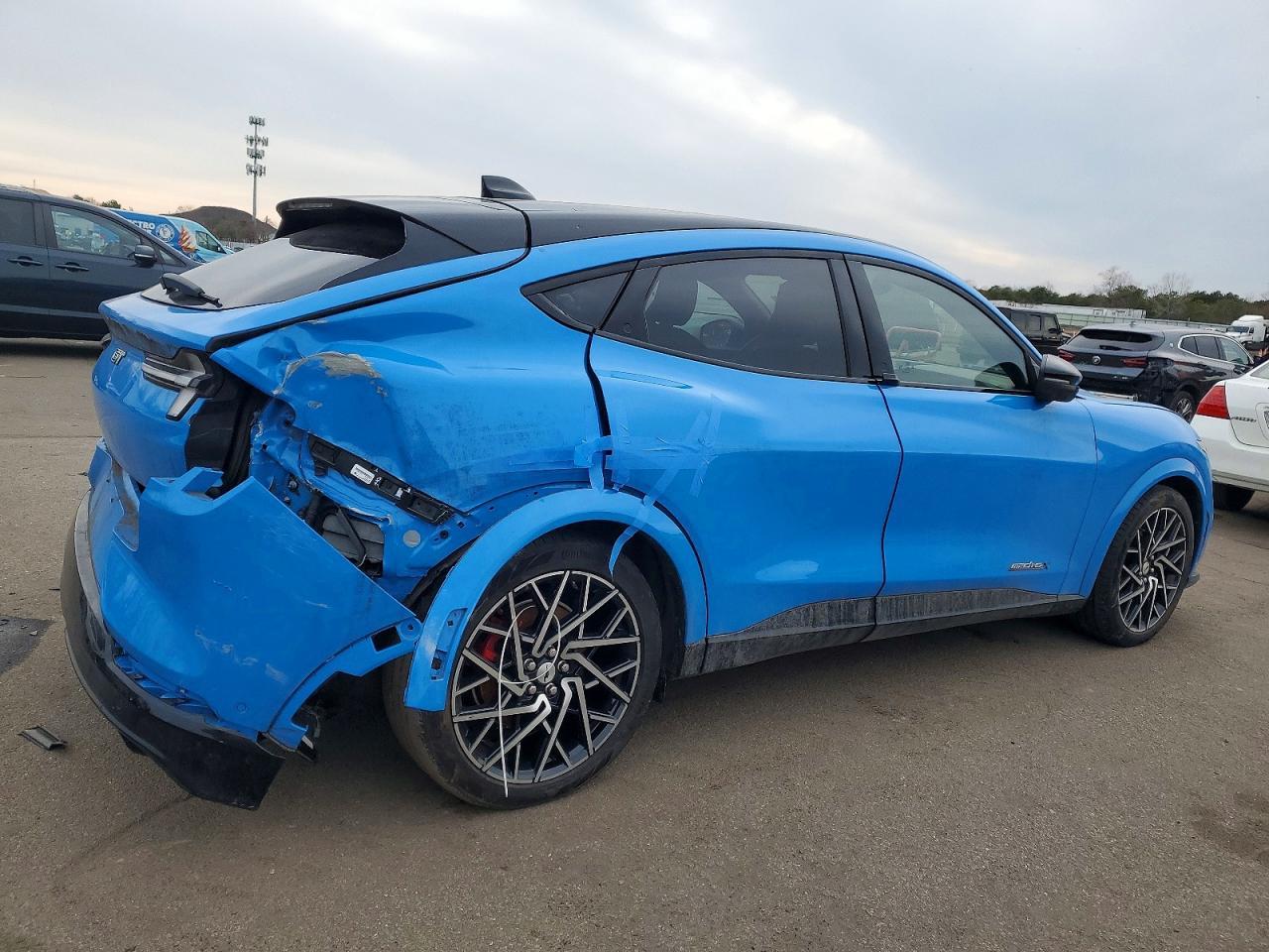 2023 Ford Mustang Mach-e gt