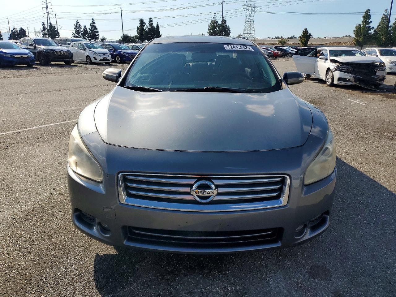 2014 Nissan Maxima s