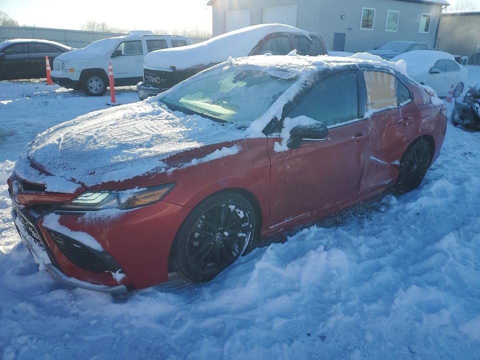 2021 Toyota Camry xse
