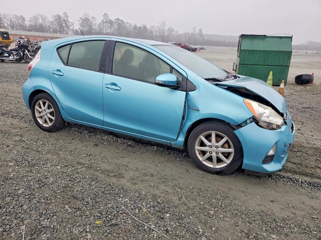 2013 Toyota Prius c