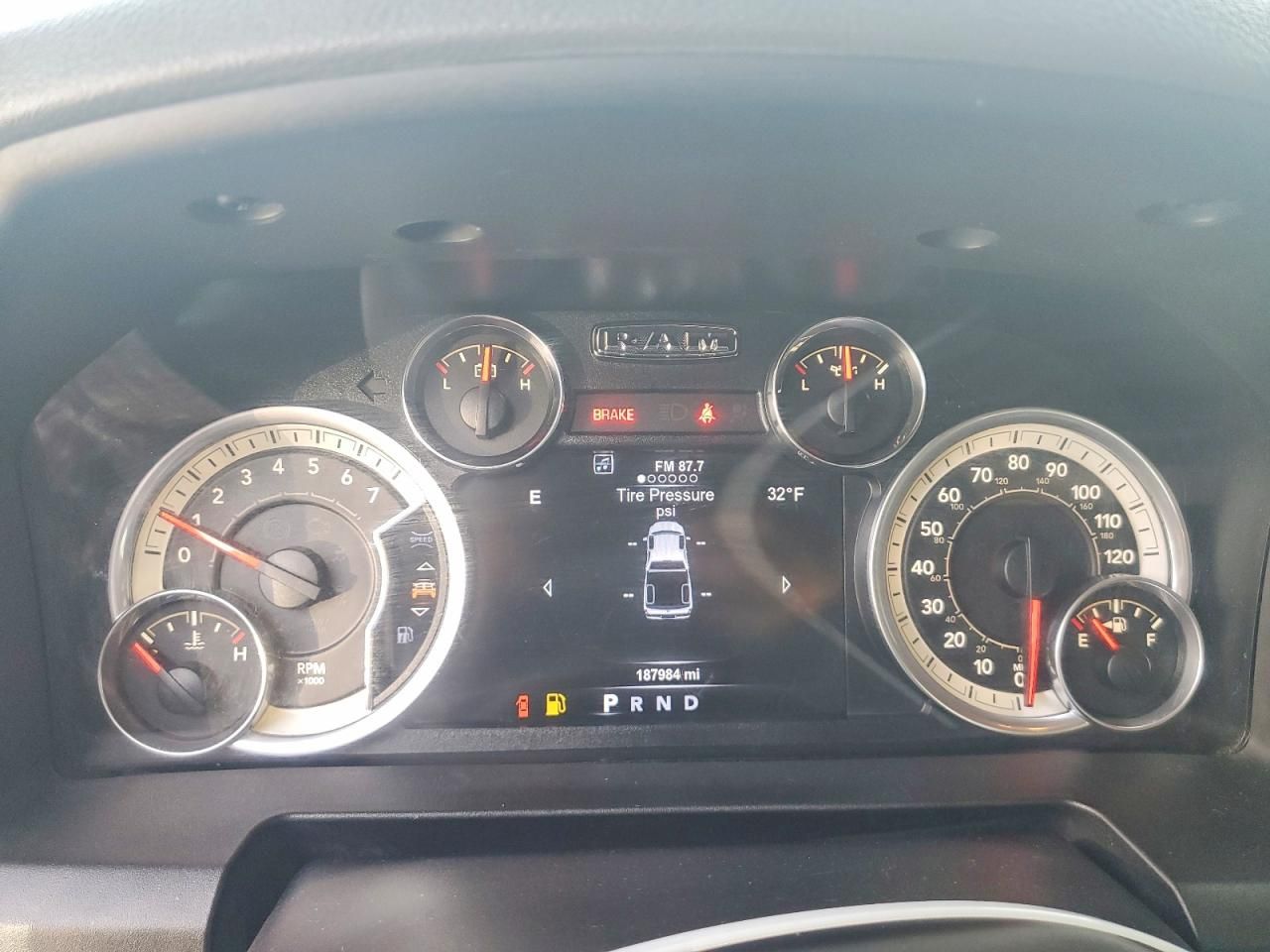 2017 Dodge Ram 1500 slt