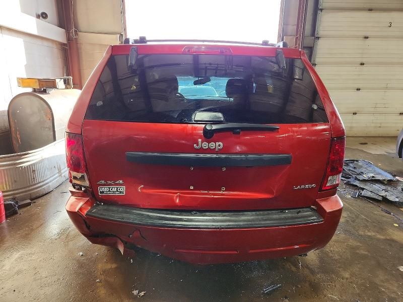 2005 Jeep Grand Cherokee Laredo