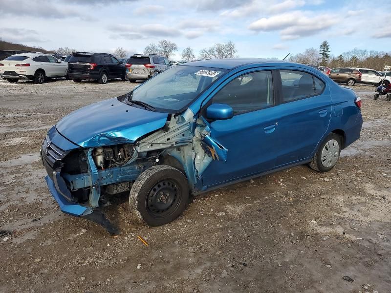 2022 Mitsubishi Mirage G4 es