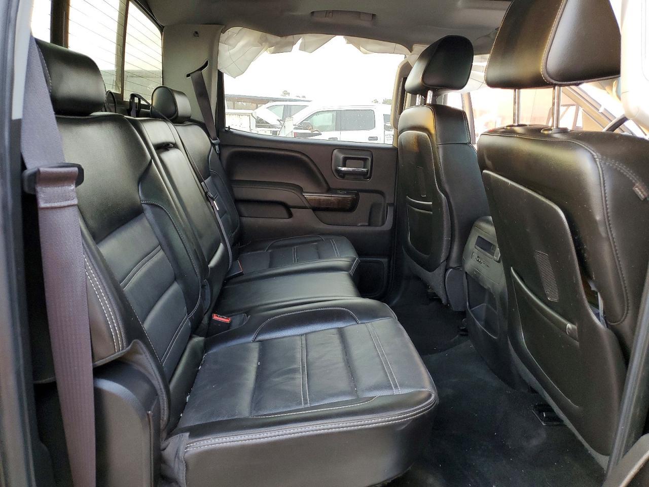 2015 GMC Sierra K3500 Denali
