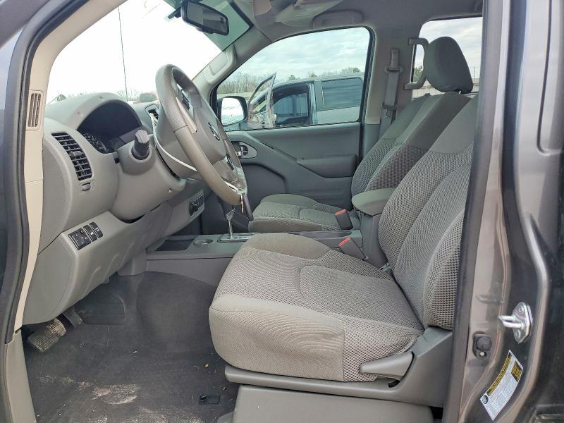 2021 Nissan Frontier s