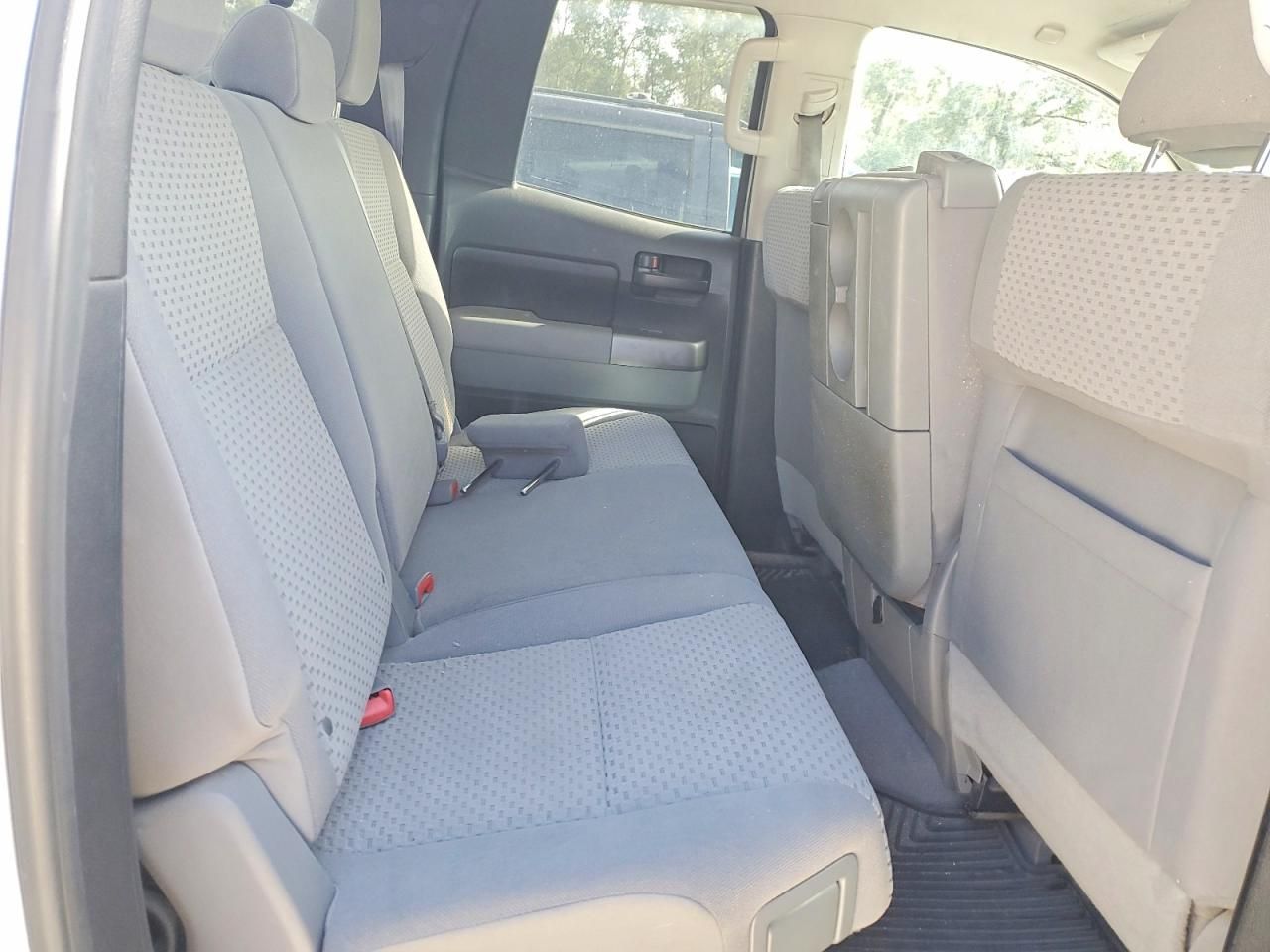 2010 Toyota Tundra Double cab SR5