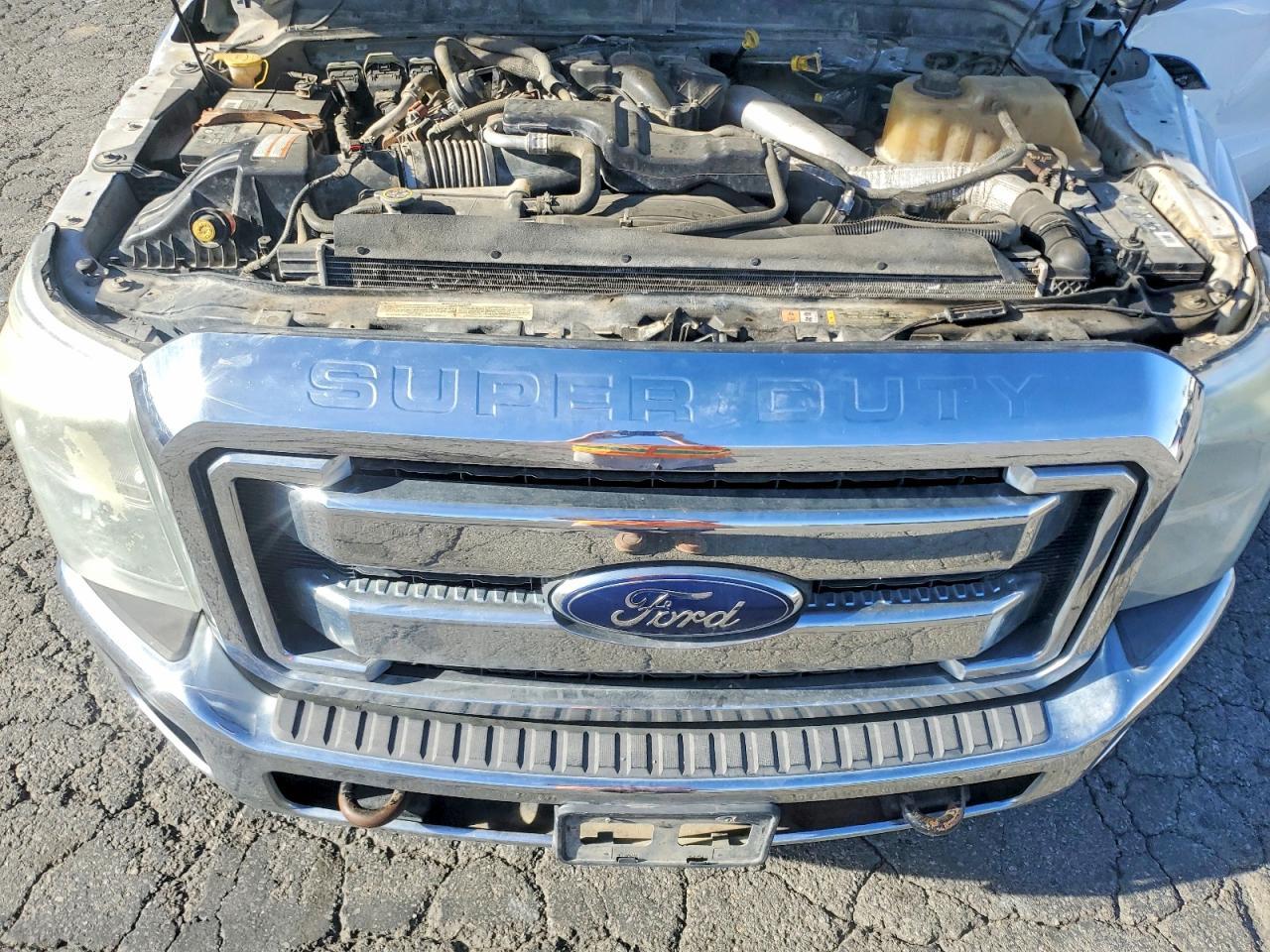 2014 Ford F350 Super Duty Flatbed Truck