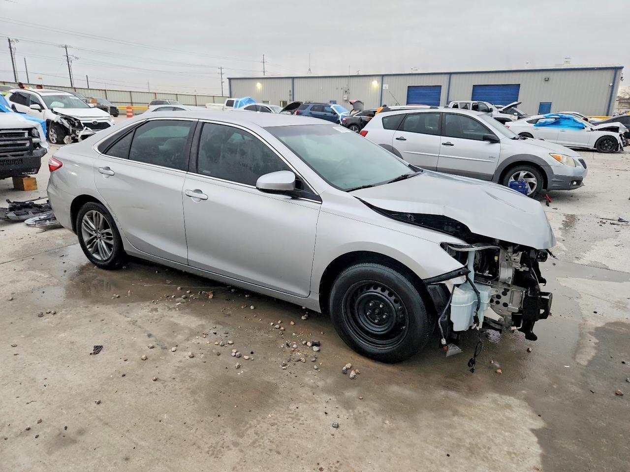 2016 Toyota Camry le