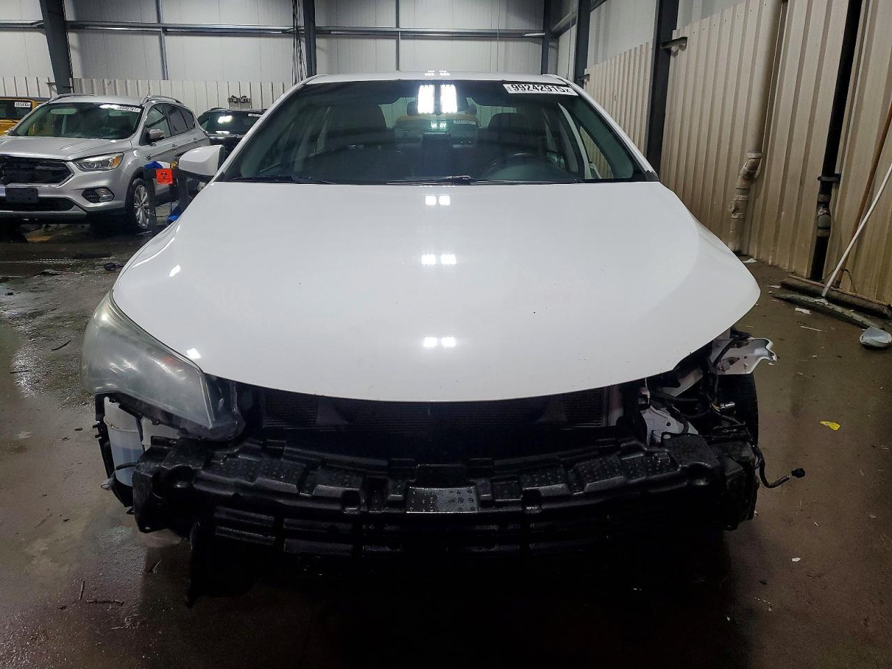 2016 Toyota Camry le