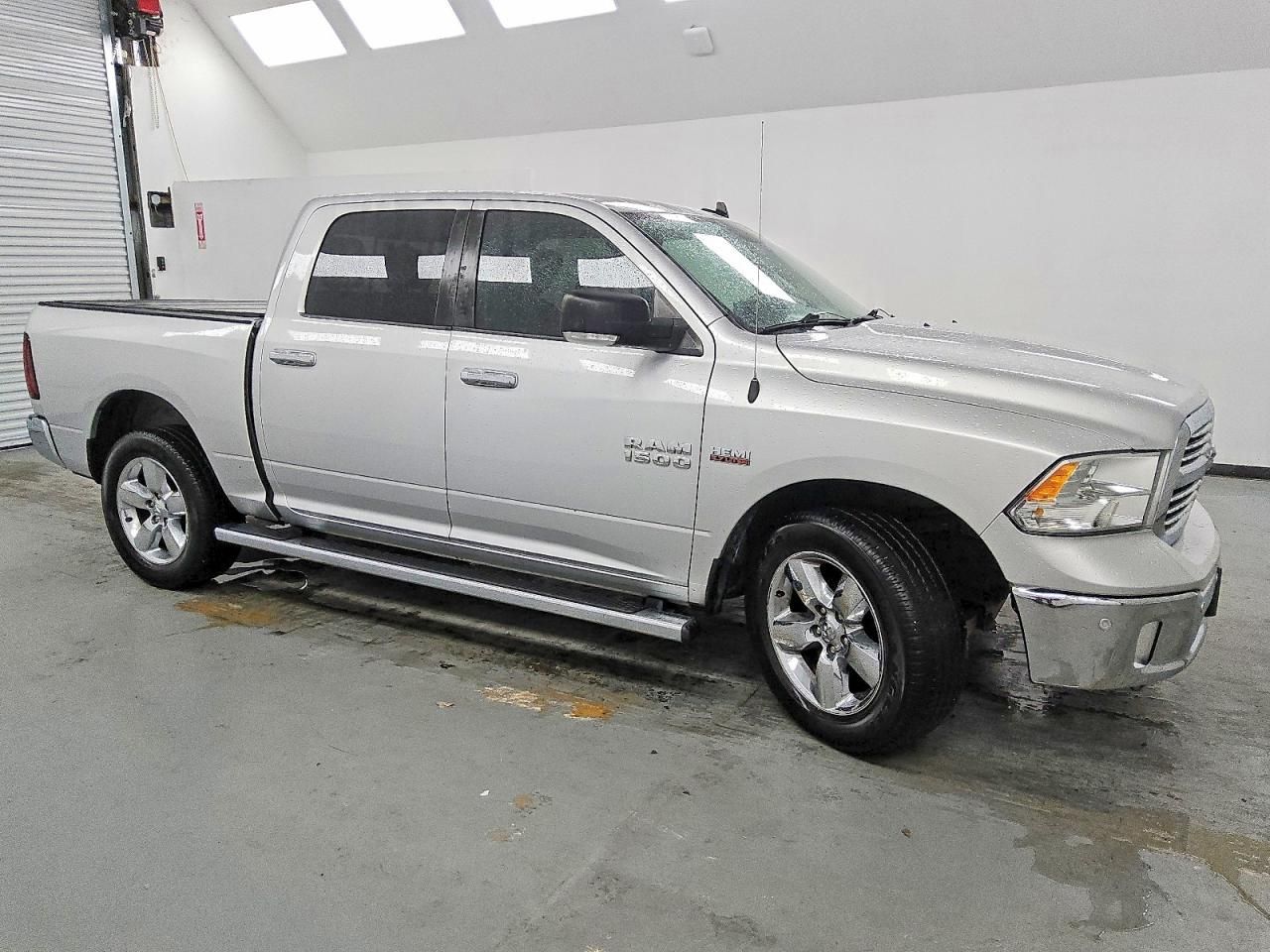 2017 Dodge Ram 1500 slt