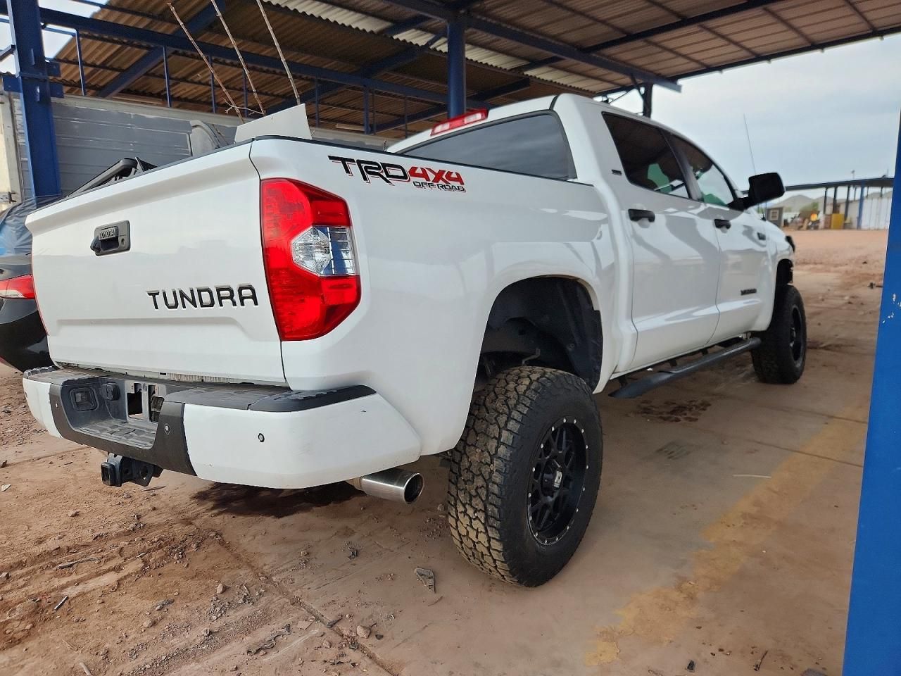 2017 Toyota Tundra Crewmax SR5
