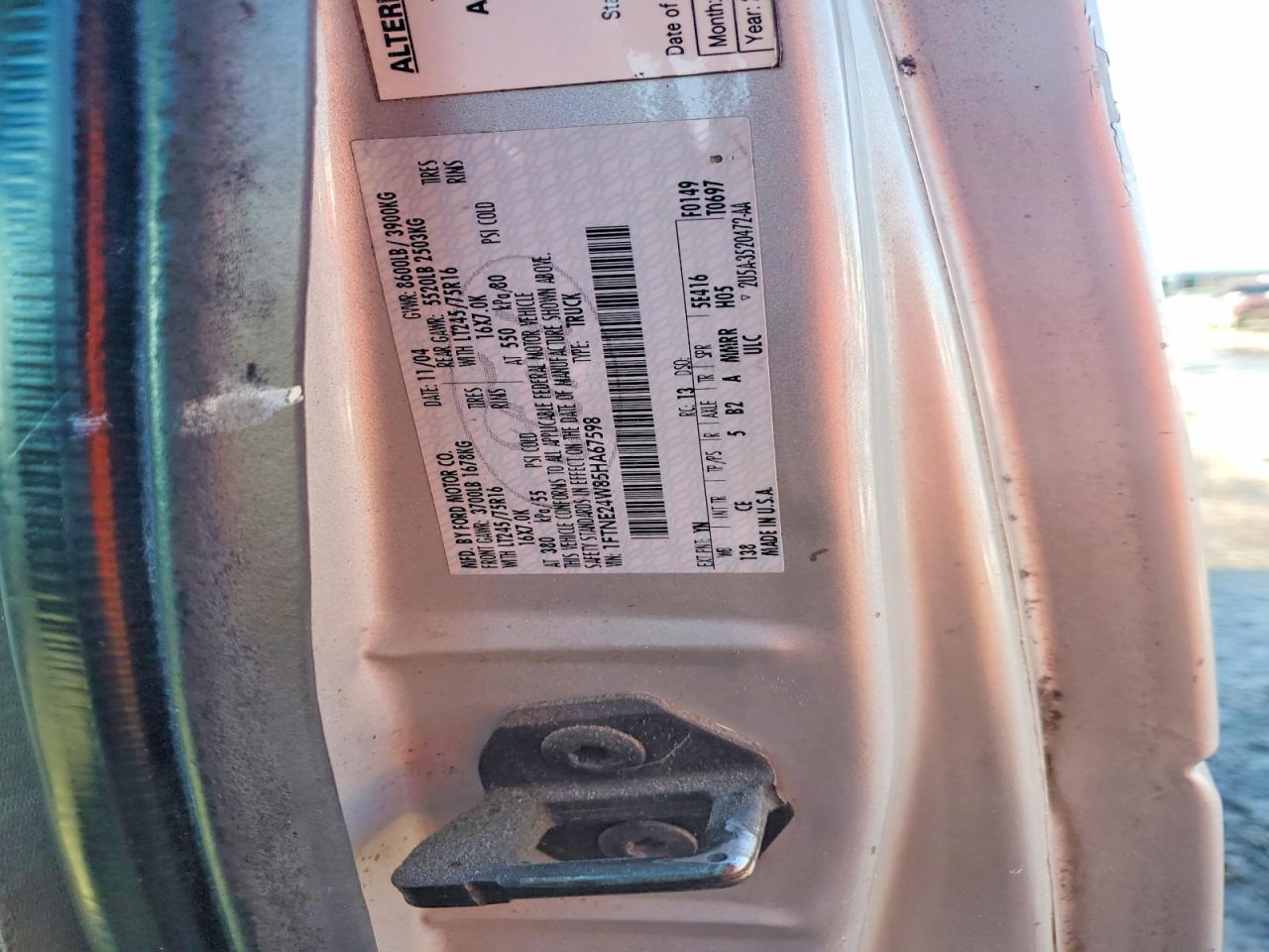 2005 Ford Econoline E250 van