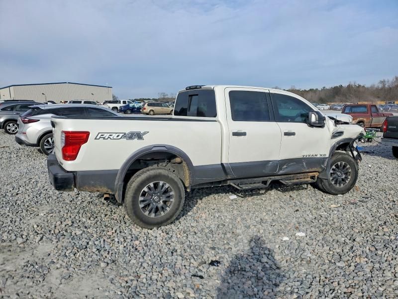 2019 Nissan Titan xd sl