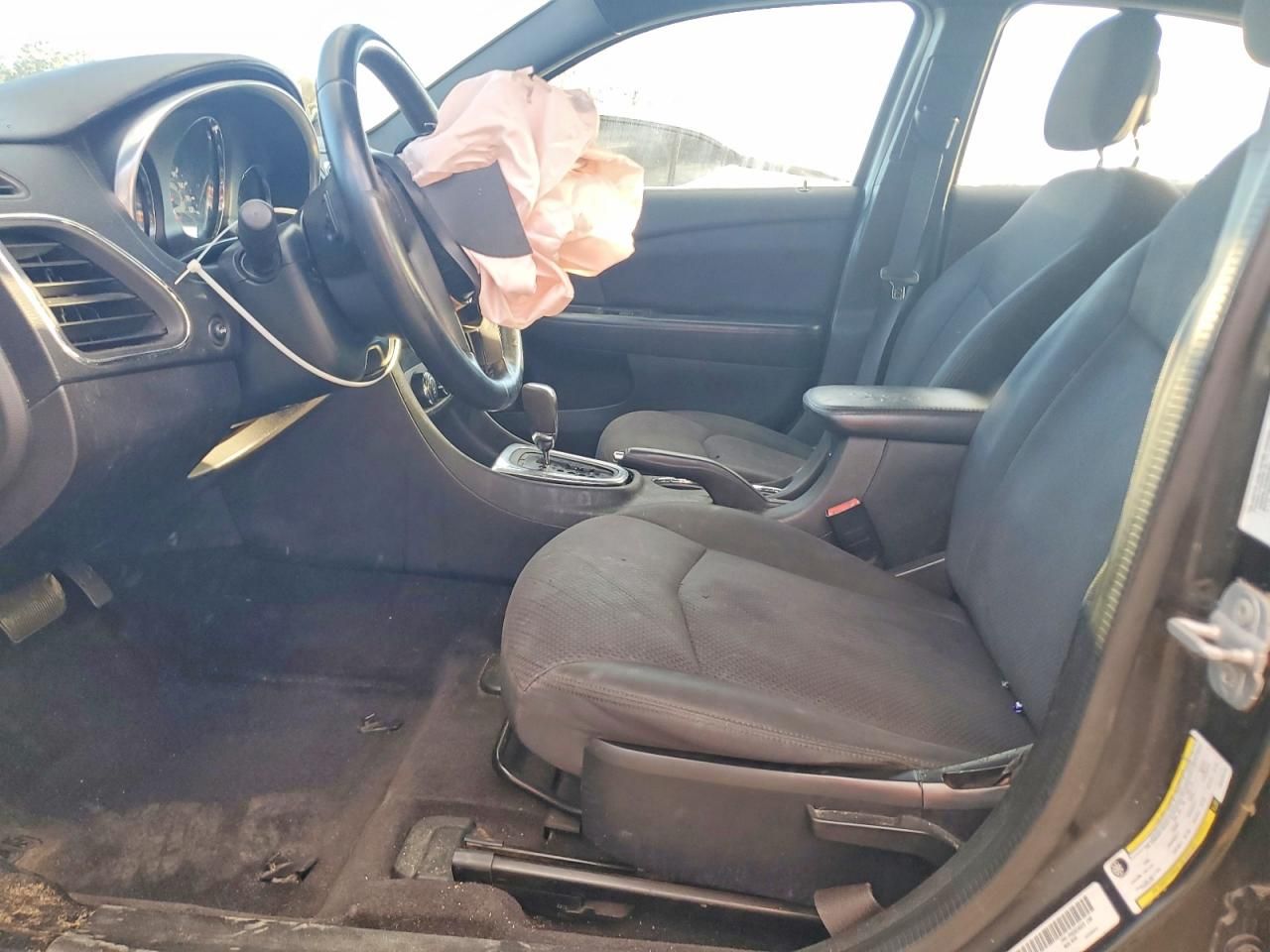 2014 Chrysler 200 lx