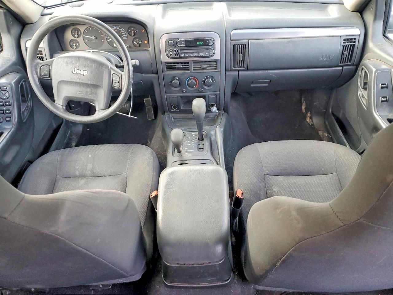 2004 Jeep Grand Cherokee Laredo