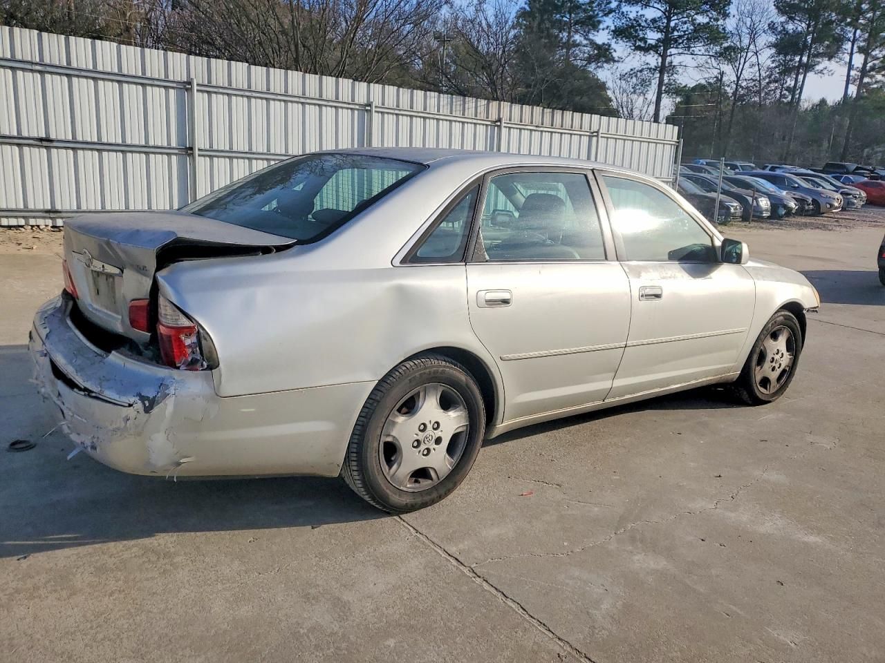 2003 Toyota Avalon xl