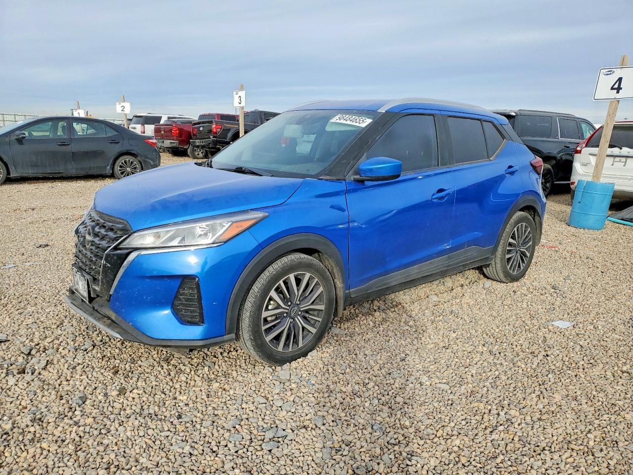 2022 Nissan Kicks sv