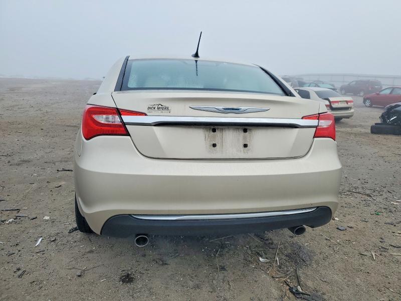 2014 Chrysler 200 Limited