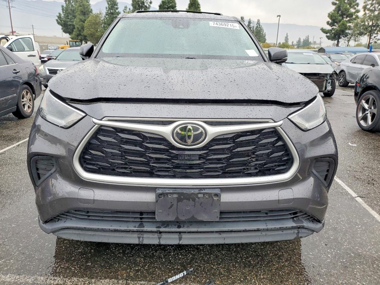 2021 Toyota Highlander l