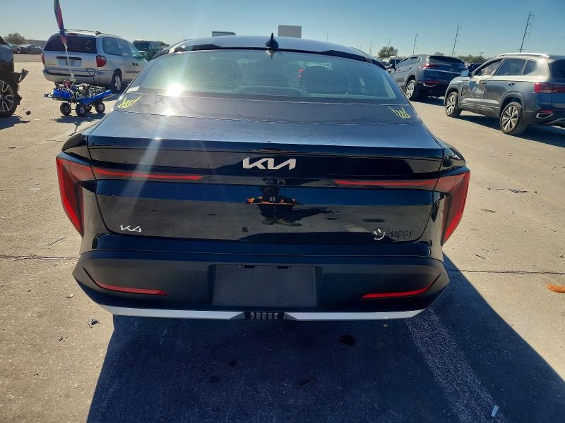 2025 KIA K4 lx