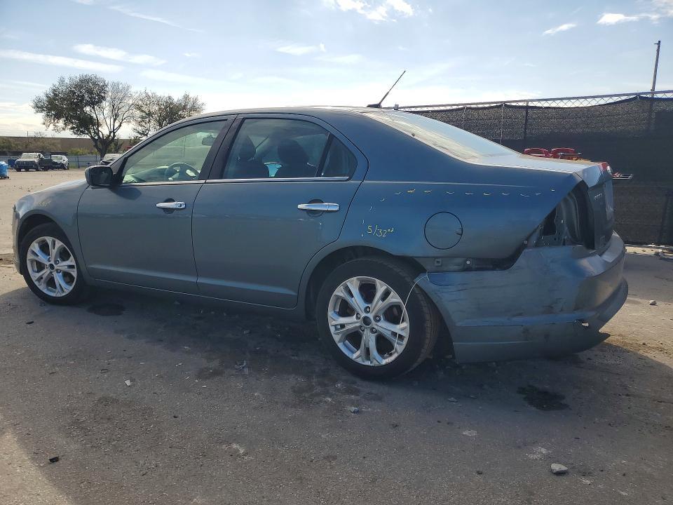 2012 Ford Fusion se