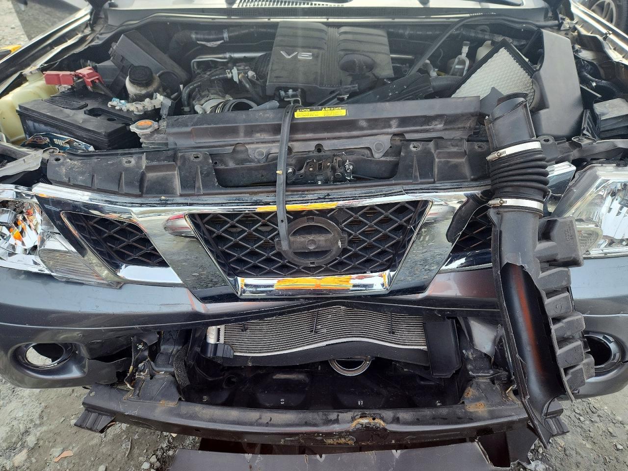 2021 Nissan Frontier s