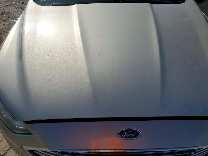 2017 Ford Fusion se Hybrid