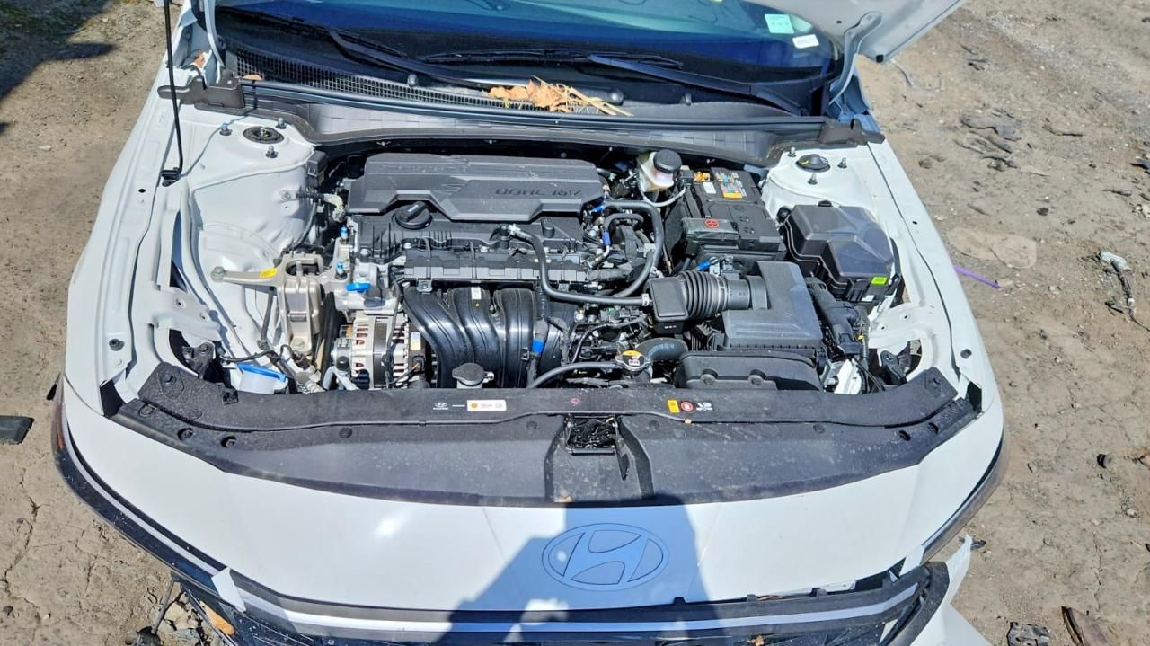 2026 Hyundai Elantra se