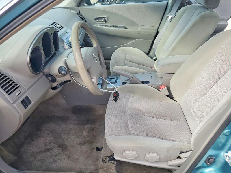 2003 Nissan Altima Base
