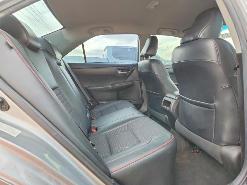 2015 Toyota Camry le