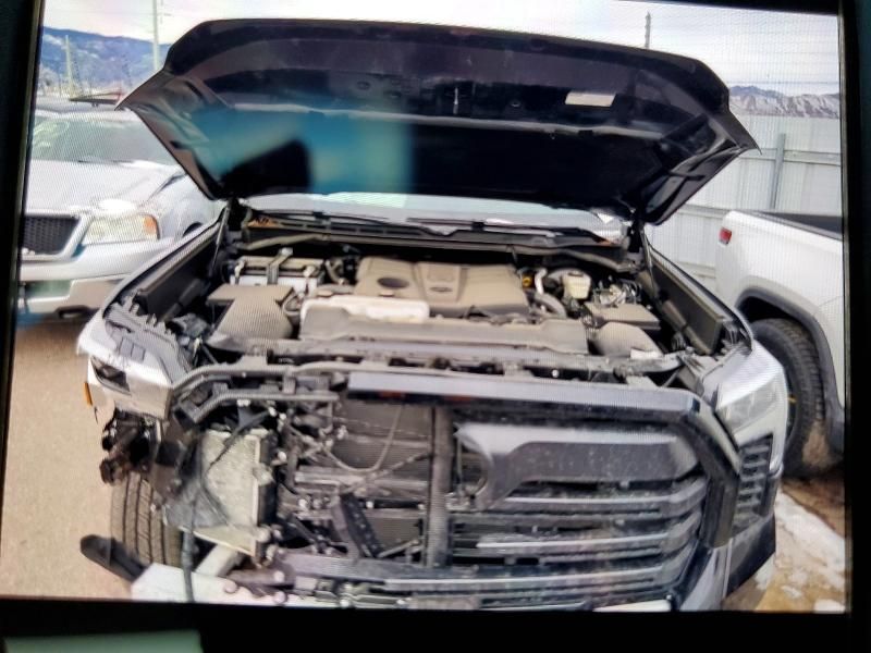 2024 Toyota Tundra Crewmax Limited