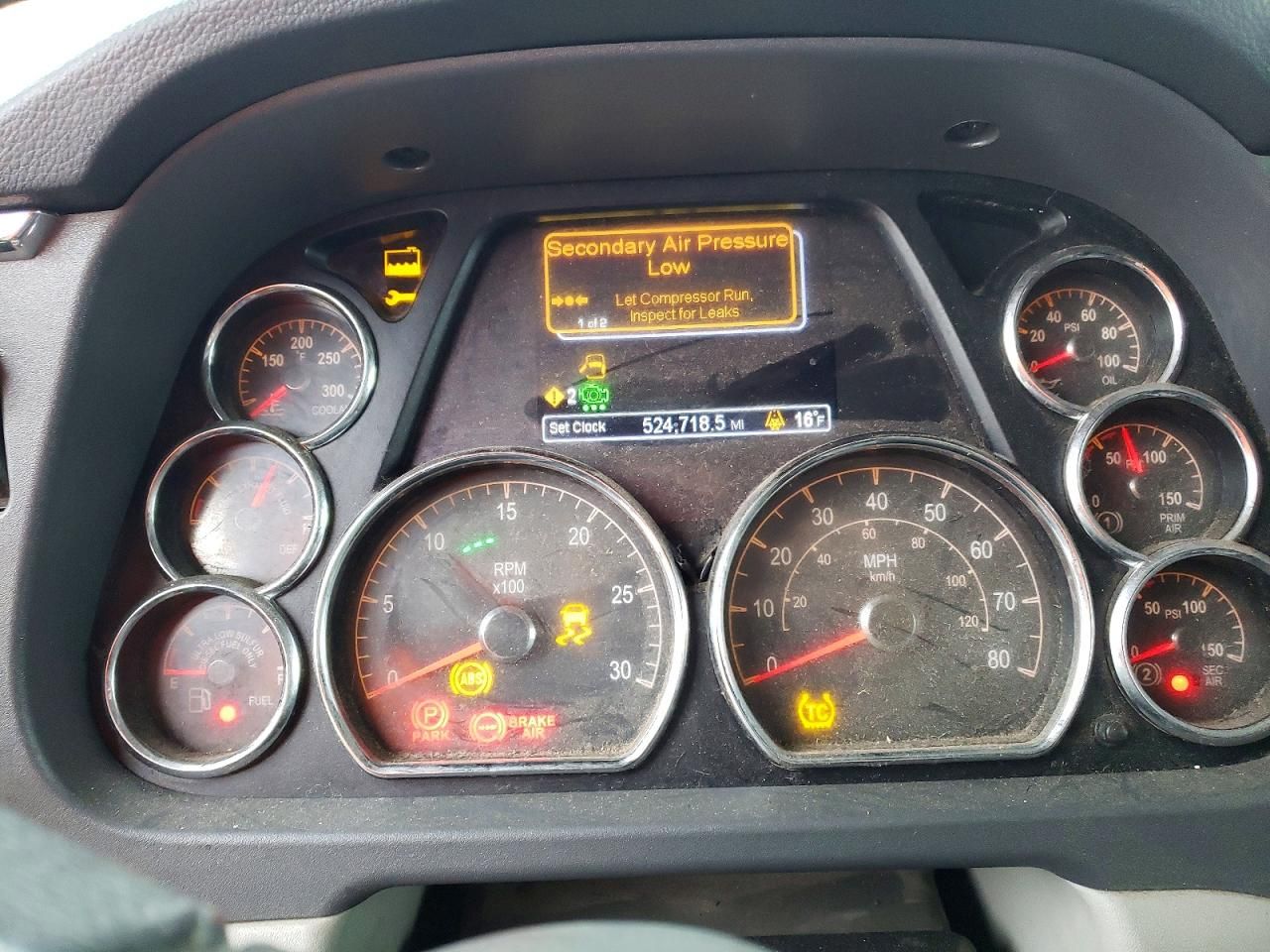 2022 Peterbilt 579 Semi Truck