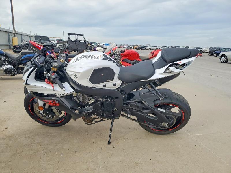 2019 Suzuki GSX-R750